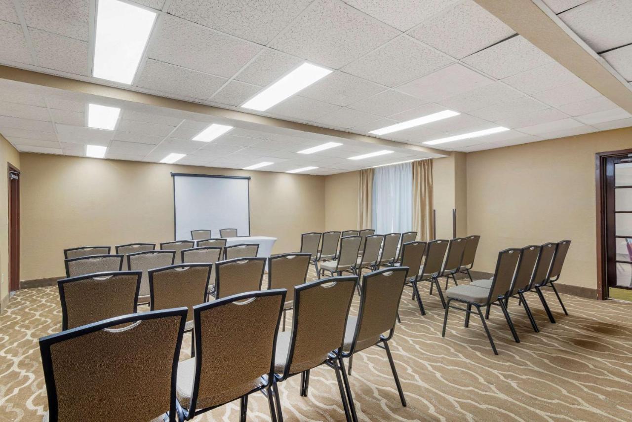 Comfort Inn & Suites - Near Robins Air Force Base Main Gate Warner Robins Esterno foto