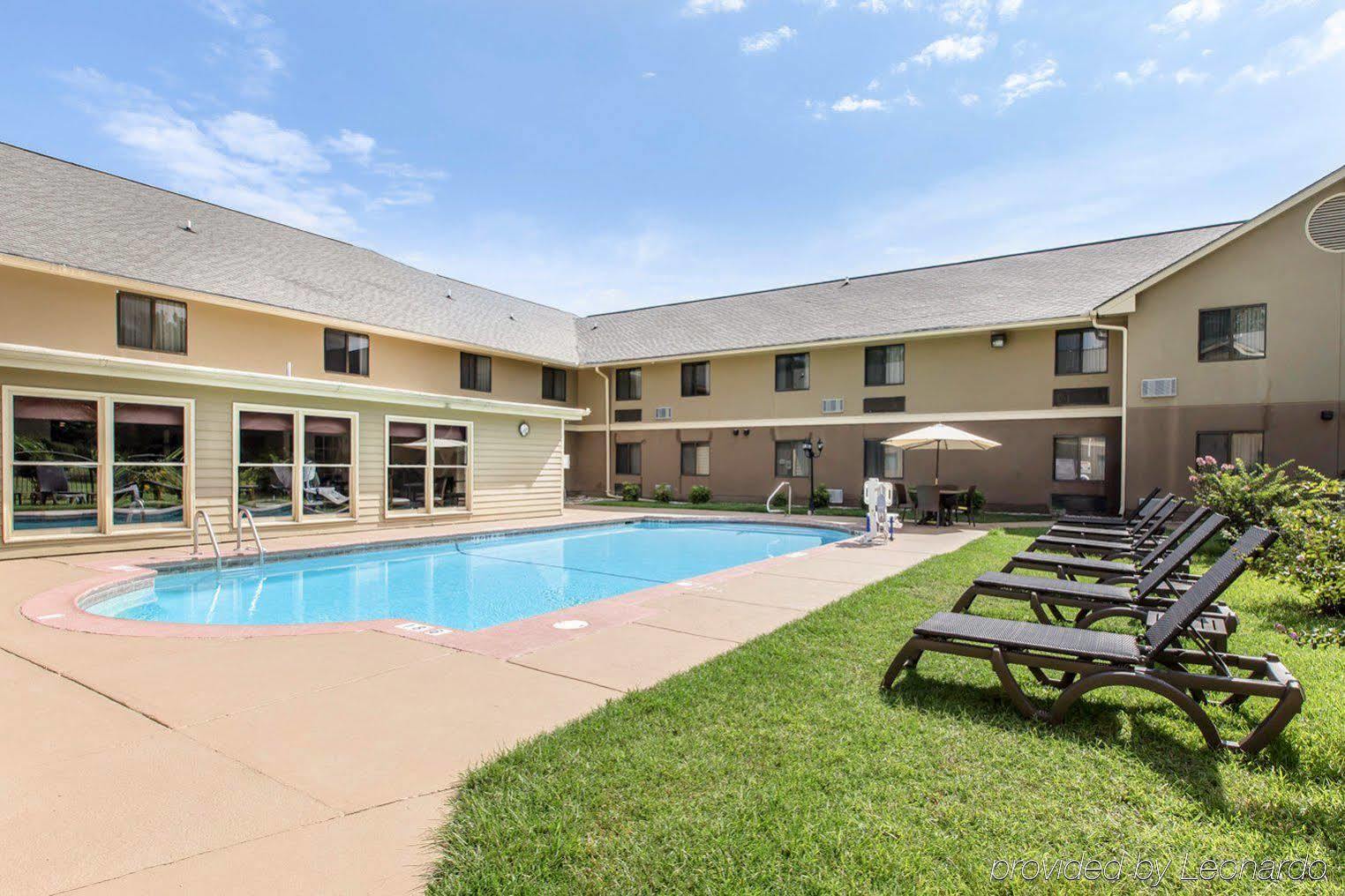 Comfort Inn & Suites - Near Robins Air Force Base Main Gate Warner Robins Esterno foto
